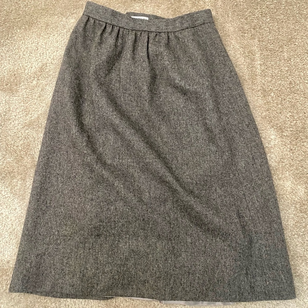 2 for $12! Vintage grey wool skirt - women’s medium